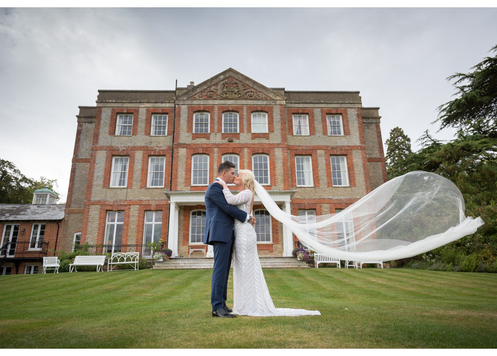 Essex wedding photographer Eyeshine Photography photographs photos photographers Ardington House favourite wedding images