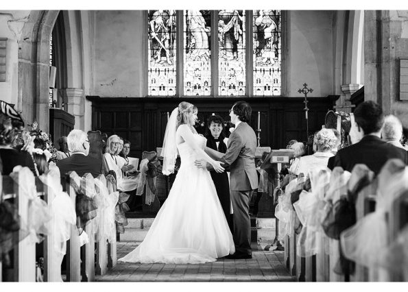 Rayleigh Wedding photo photos photographer Rayleigh Essex wedding church photography eyeshine bride groom married
