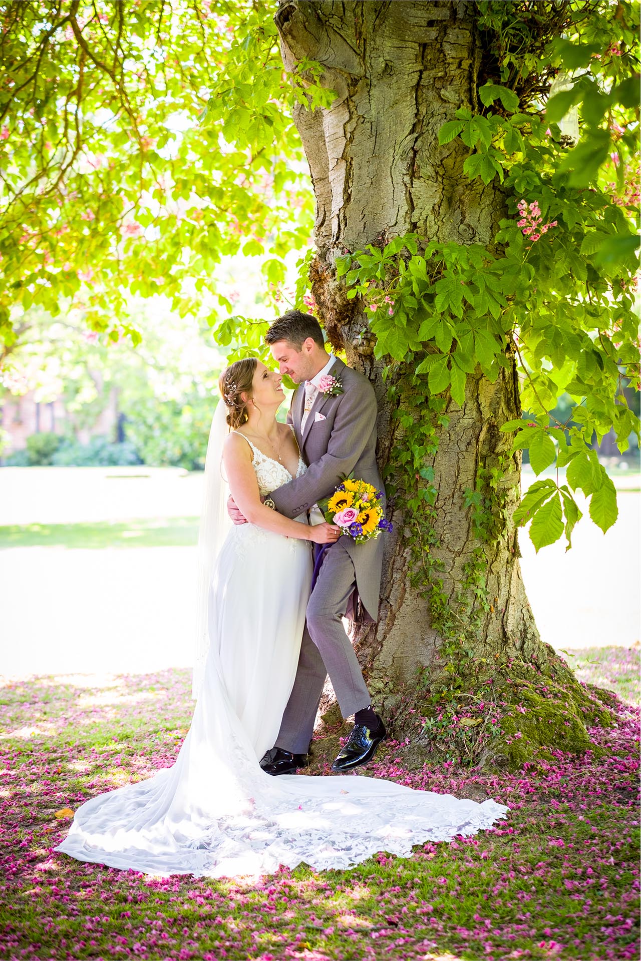 Wedding potography of bride and groom at Leez Priory, Great Leighs, Chelmsford