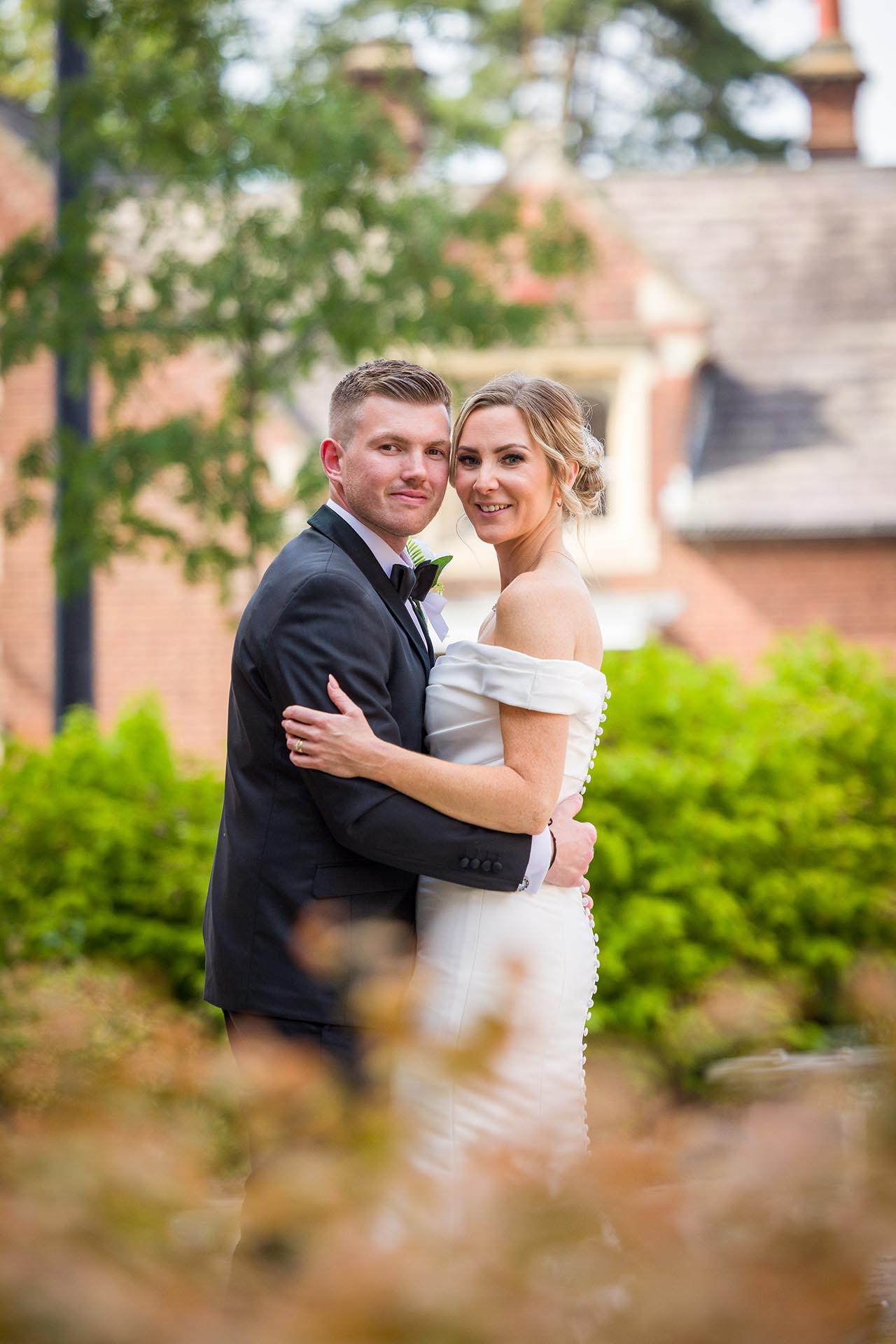 Photograph of the bride and groom in the gardens outside Braintree Town Hall, Braintree, Essex