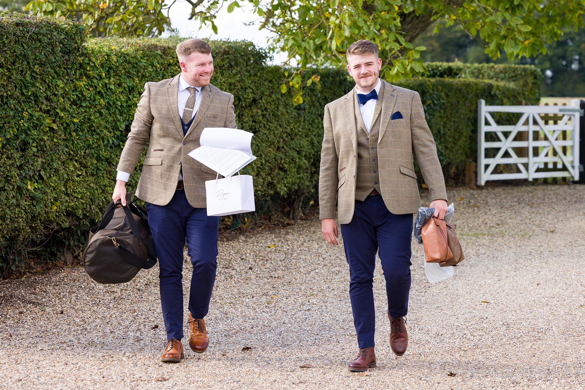 Photograph of groom and best-man arriving at The Compasses at Pattiswick, Essex